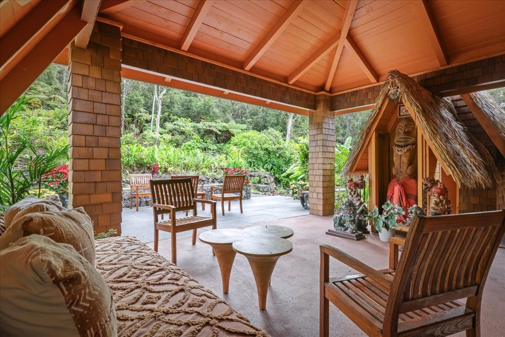 Kailua-Kona, Hawaii, 96740, United States, 5 Bedrooms Bedrooms, ,4.5 BathroomsBathrooms,Residential,Forsale,2004385