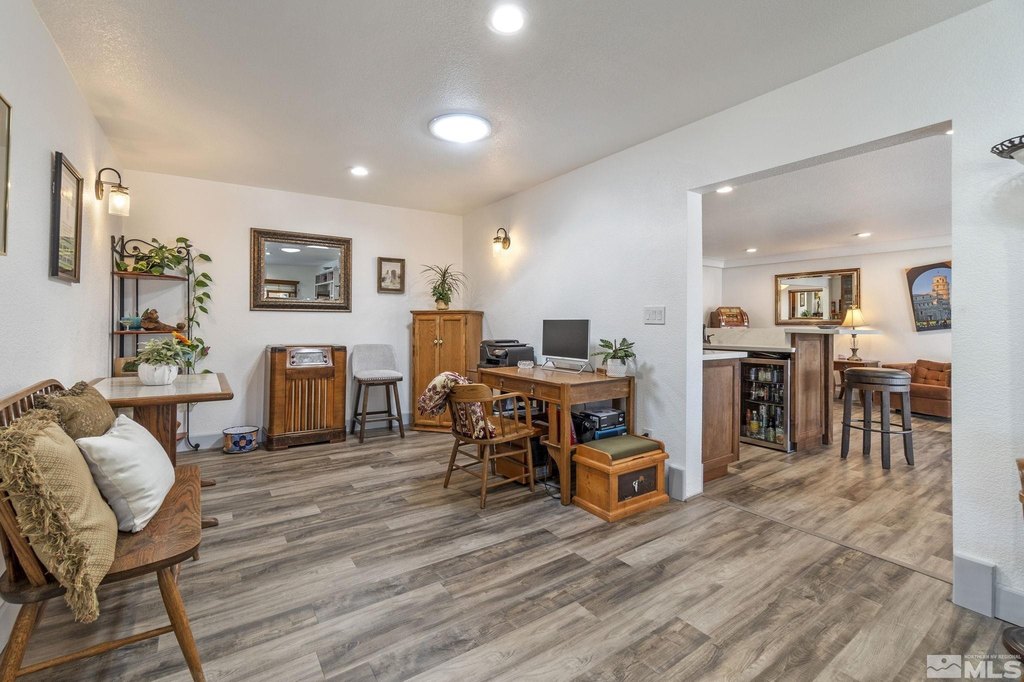 Gerlach, Nevada, 89412, United States, 4 Bedrooms Bedrooms, ,3.5 BathroomsBathrooms,Residential,Forsale,1910330