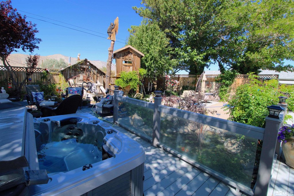 Gerlach, Nevada, 89412, United States, 4 Bedrooms Bedrooms, ,3.5 BathroomsBathrooms,Residential,Forsale,1910330