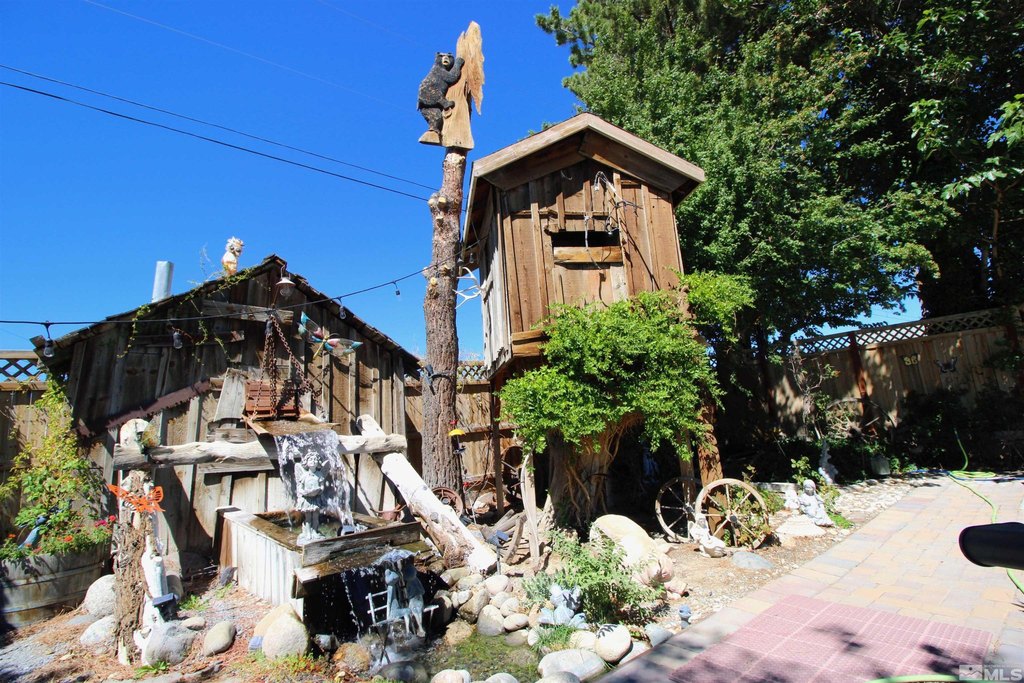 Gerlach, Nevada, 89412, United States, 4 Bedrooms Bedrooms, ,3.5 BathroomsBathrooms,Residential,Forsale,1910330