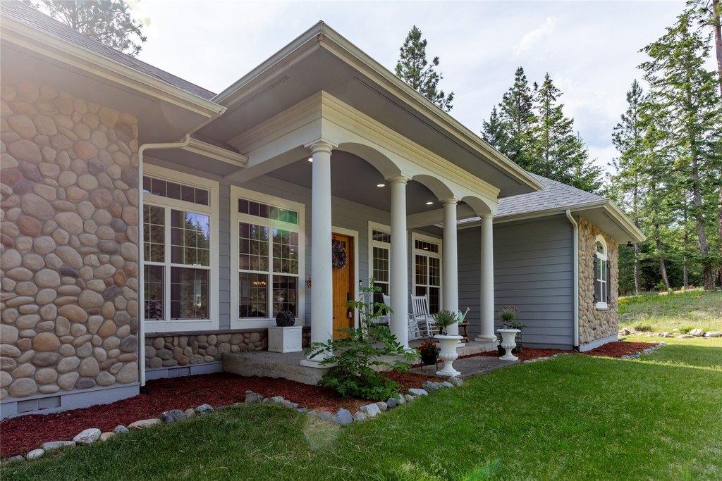 Rollins, Montana, 59931, United States, 5 Bedrooms Bedrooms, ,4 BathroomsBathrooms,Residential,Forsale,1941184