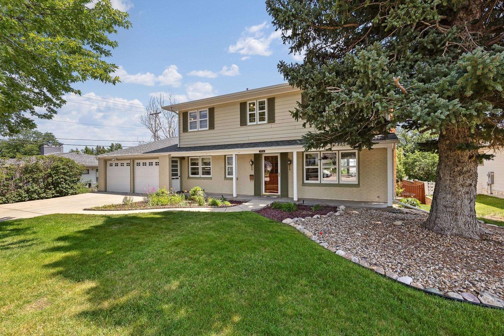 Rapid City, South Dakota, 57701, United States, 4 Bedrooms Bedrooms, ,4.5 BathroomsBathrooms,Residential,Forsale,1918999
