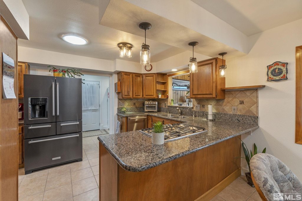 Gerlach, Nevada, 89412, United States, 4 Bedrooms Bedrooms, ,3.5 BathroomsBathrooms,Residential,Forsale,1910330