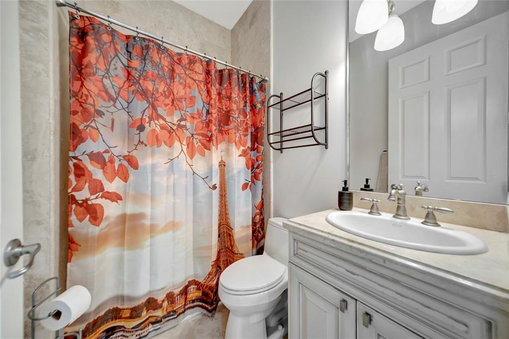 Fort Lauderdale, Florida, 33315, United States, 5 Bedrooms Bedrooms, ,4 BathroomsBathrooms,Residential,Forsale,1884598