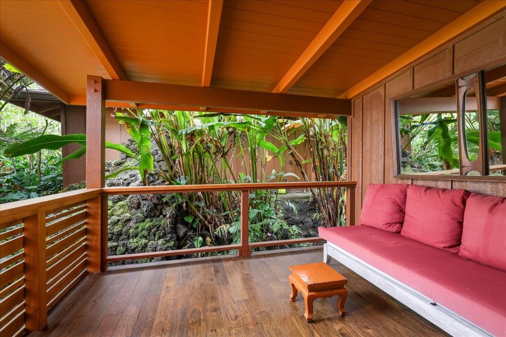 Kailua-Kona, Hawaii, 96740, United States, 5 Bedrooms Bedrooms, ,4.5 BathroomsBathrooms,Residential,Forsale,2004385