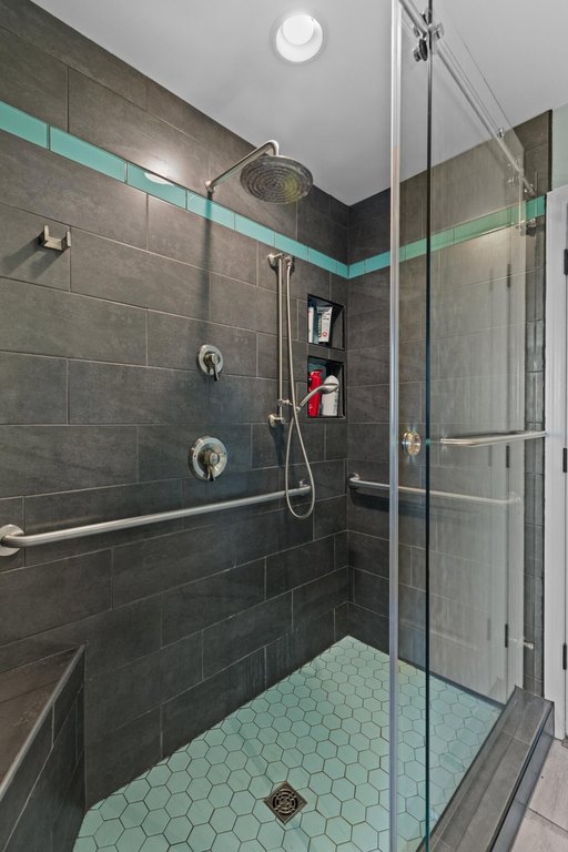 Dandridge, Tennessee, 37725, United States, 3 Bedrooms Bedrooms, ,3 BathroomsBathrooms,Residential,Forsale,1986956