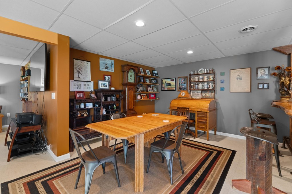 Dandridge, Tennessee, 37725, United States, 3 Bedrooms Bedrooms, ,3 BathroomsBathrooms,Residential,Forsale,1986956