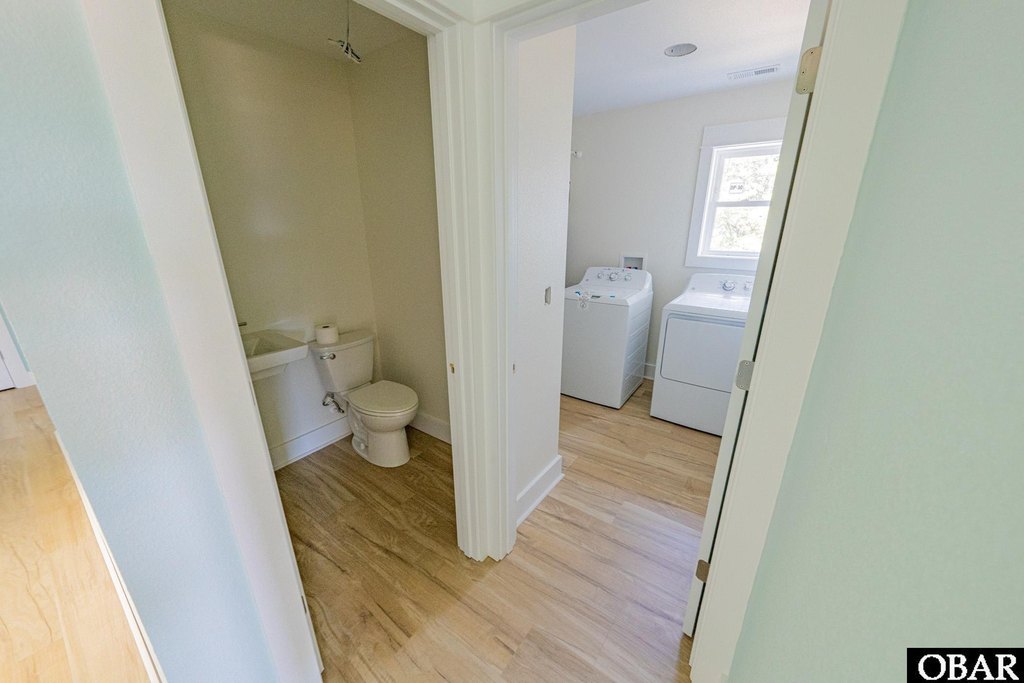 Avon, North Carolina, 27915, United States, 3 Bedrooms Bedrooms, ,2.5 BathroomsBathrooms,Residential,Forsale,1914405