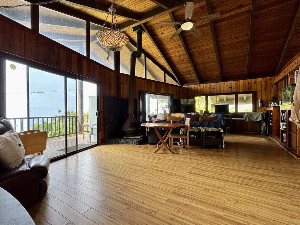 Holualoa, Hawaii, 96725, United States, 3 Bedrooms Bedrooms, ,2 BathroomsBathrooms,Residential,Forsale,1953859