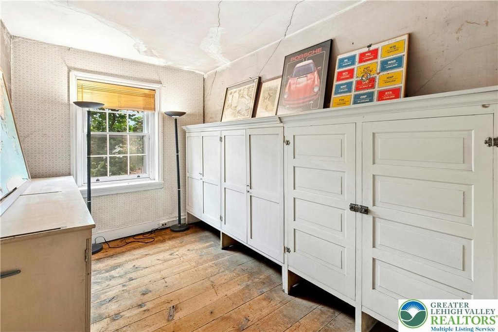 Bethlehem City, Pennsylvania, 18018, United States, 2 Bedrooms Bedrooms, ,1.5 BathroomsBathrooms,Residential,Forsale,2004211