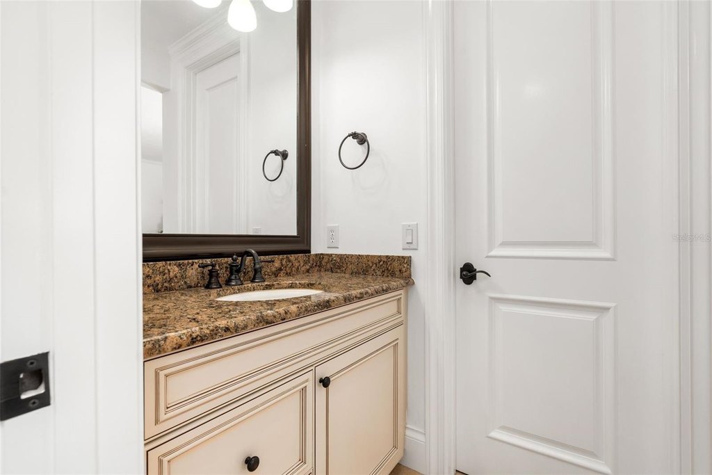 DUNNELLON, Florida, 34432, United States, 4 Bedrooms Bedrooms, ,3.5 BathroomsBathrooms,Residential,Forsale,2009528