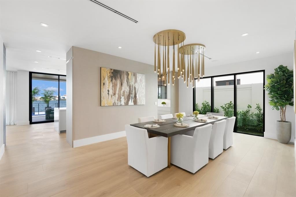 Fort Lauderdale, Florida, 33316, United States, 5 Bedrooms Bedrooms, ,6.5 BathroomsBathrooms,Residential,Forsale,1951896