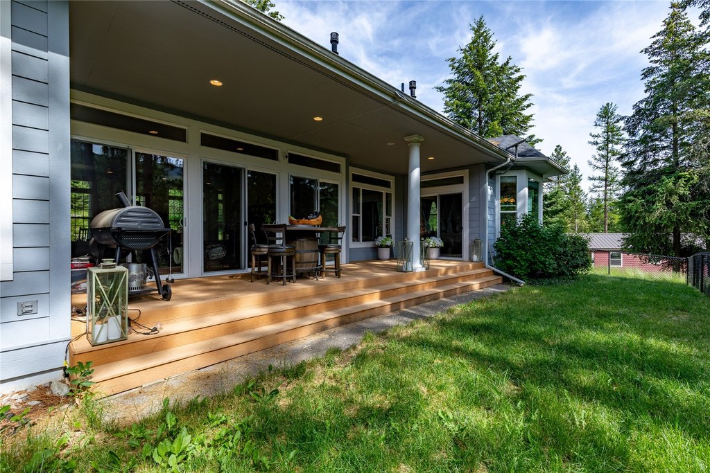 Rollins, Montana, 59931, United States, 5 Bedrooms Bedrooms, ,4 BathroomsBathrooms,Residential,Forsale,1941184