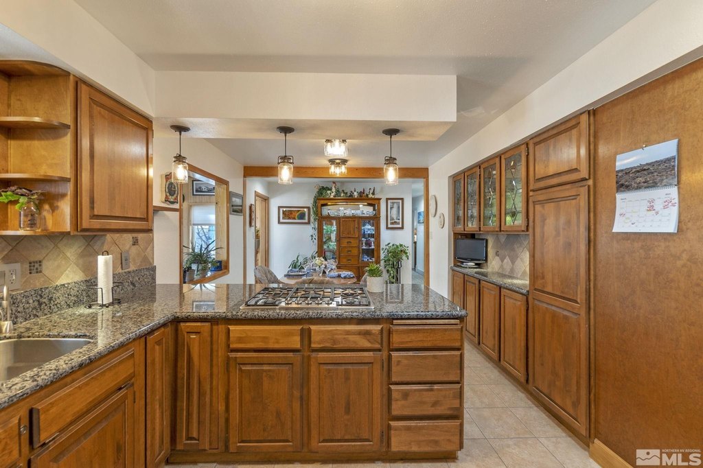 Gerlach, Nevada, 89412, United States, 4 Bedrooms Bedrooms, ,3.5 BathroomsBathrooms,Residential,Forsale,1910330