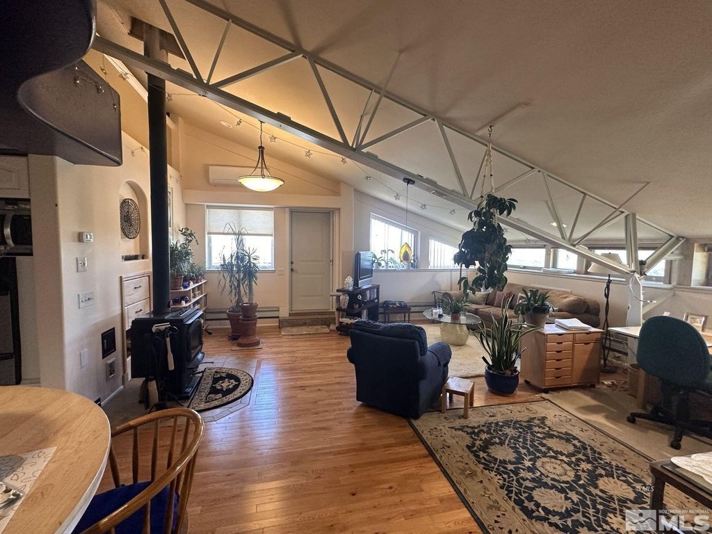 Gerlach, Nevada, 89412, United States, 2 Bedrooms Bedrooms, ,2 BathroomsBathrooms,Residential,Forsale,1910342