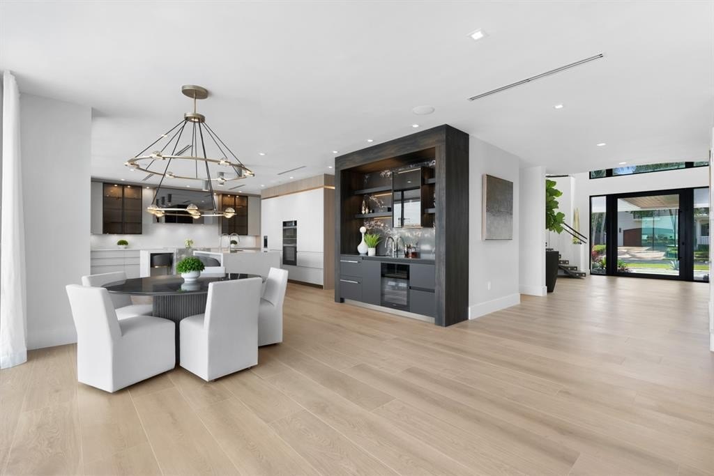 Fort Lauderdale, Florida, 33316, United States, 5 Bedrooms Bedrooms, ,6.5 BathroomsBathrooms,Residential,Forsale,1951896