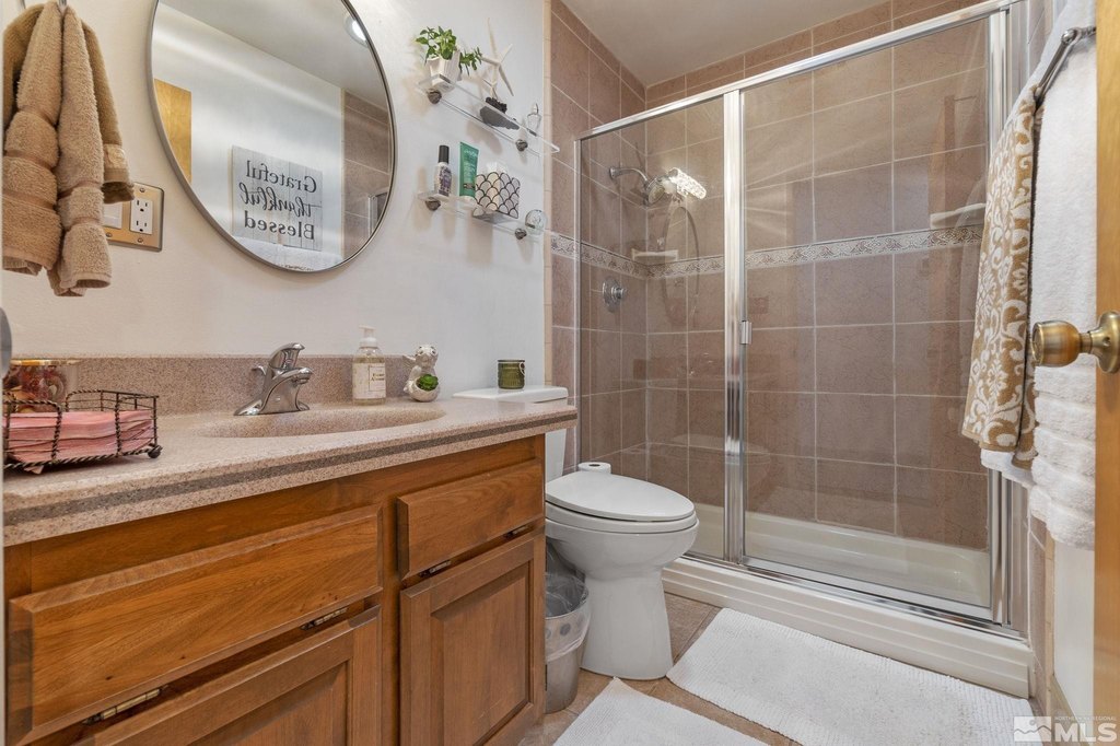 Gerlach, Nevada, 89412, United States, 4 Bedrooms Bedrooms, ,3.5 BathroomsBathrooms,Residential,Forsale,1910330