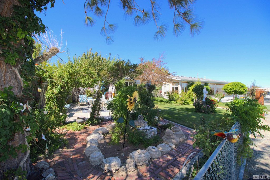 Gerlach, Nevada, 89412, United States, 4 Bedrooms Bedrooms, ,3.5 BathroomsBathrooms,Residential,Forsale,1910330