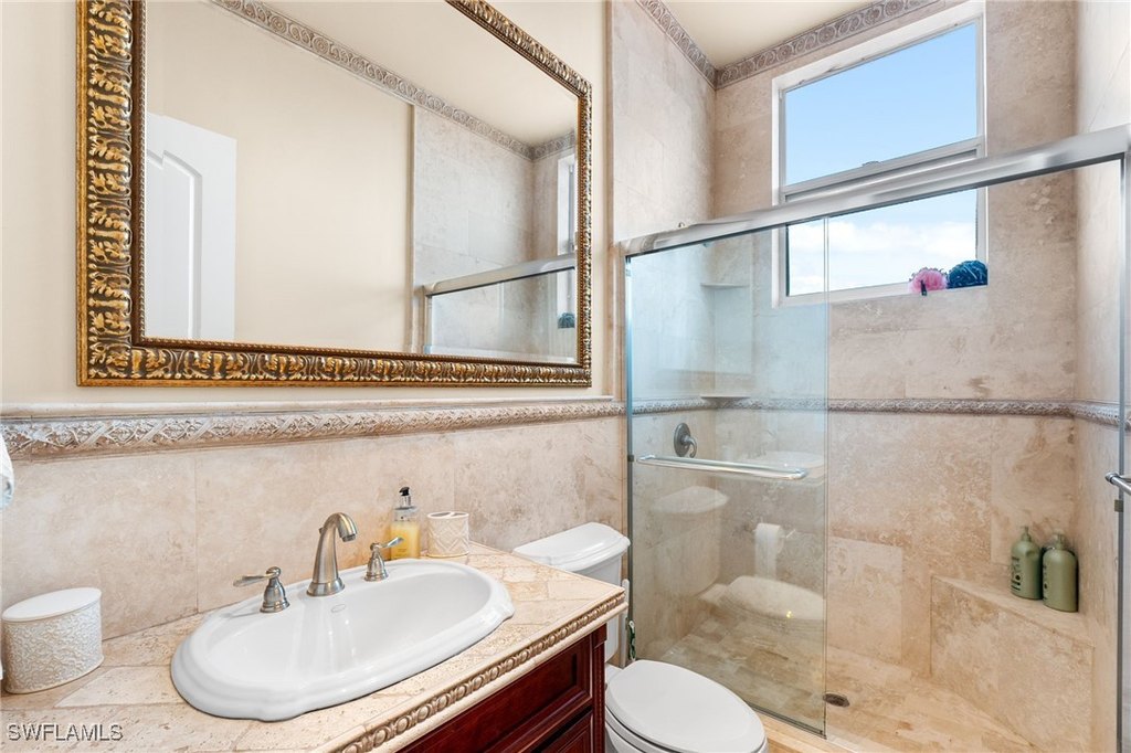 Fort Myers, Florida, 33901, United States, 6 Bedrooms Bedrooms, ,6.5 BathroomsBathrooms,Residential,Forsale,1995079