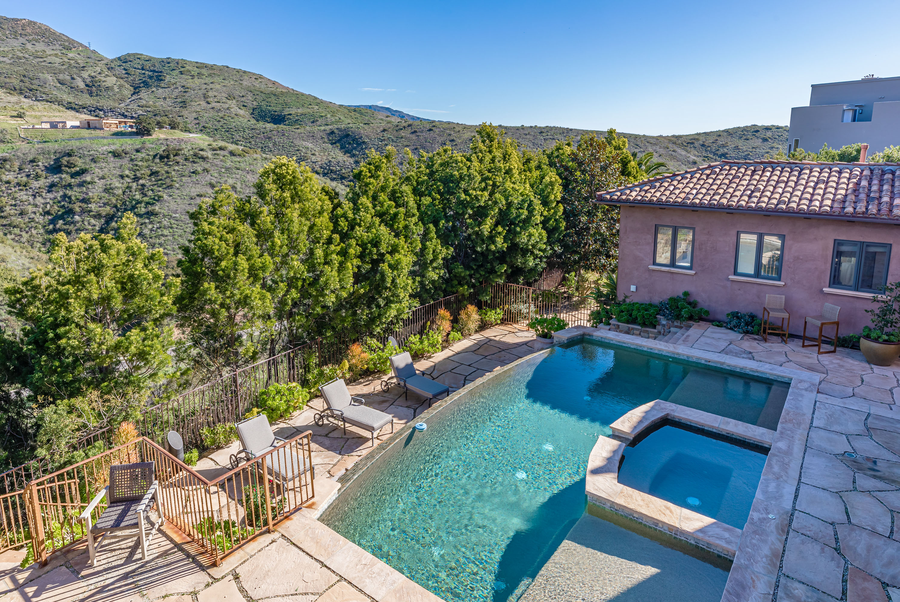 Malibu, California, 90265, United States, 7 Bedrooms Bedrooms, ,11 BathroomsBathrooms,Residential,Forsale,1904950
