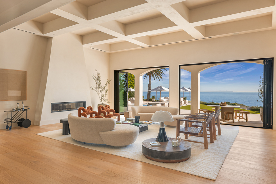 Malibu, California, 90265, United States, 8 Bedrooms Bedrooms, ,11 BathroomsBathrooms,Residential,Forsale,1904945