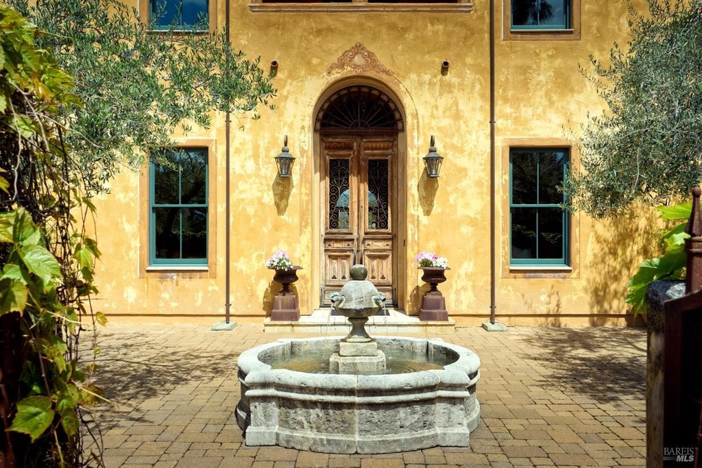 Sonoma, California, 95476, United States, 5 Bedrooms Bedrooms, ,4.5 BathroomsBathrooms,Residential,Forsale,1968170