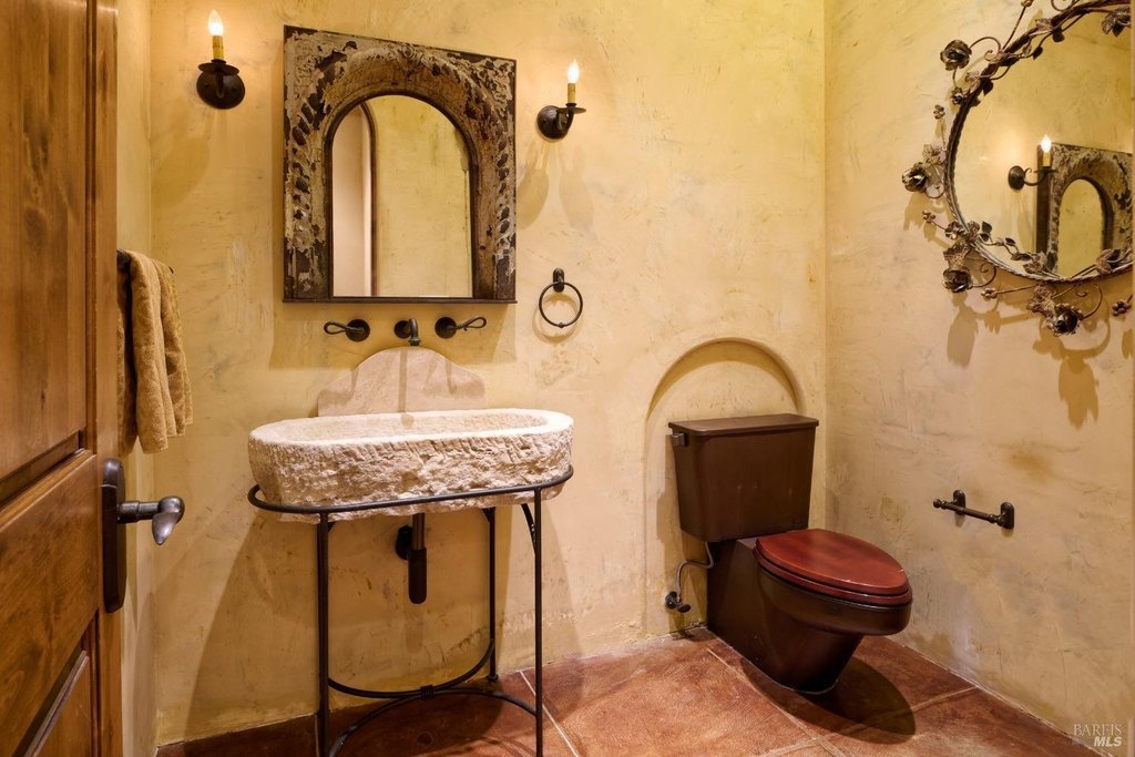 Sonoma, California, 95476, United States, 5 Bedrooms Bedrooms, ,4.5 BathroomsBathrooms,Residential,Forsale,1968170