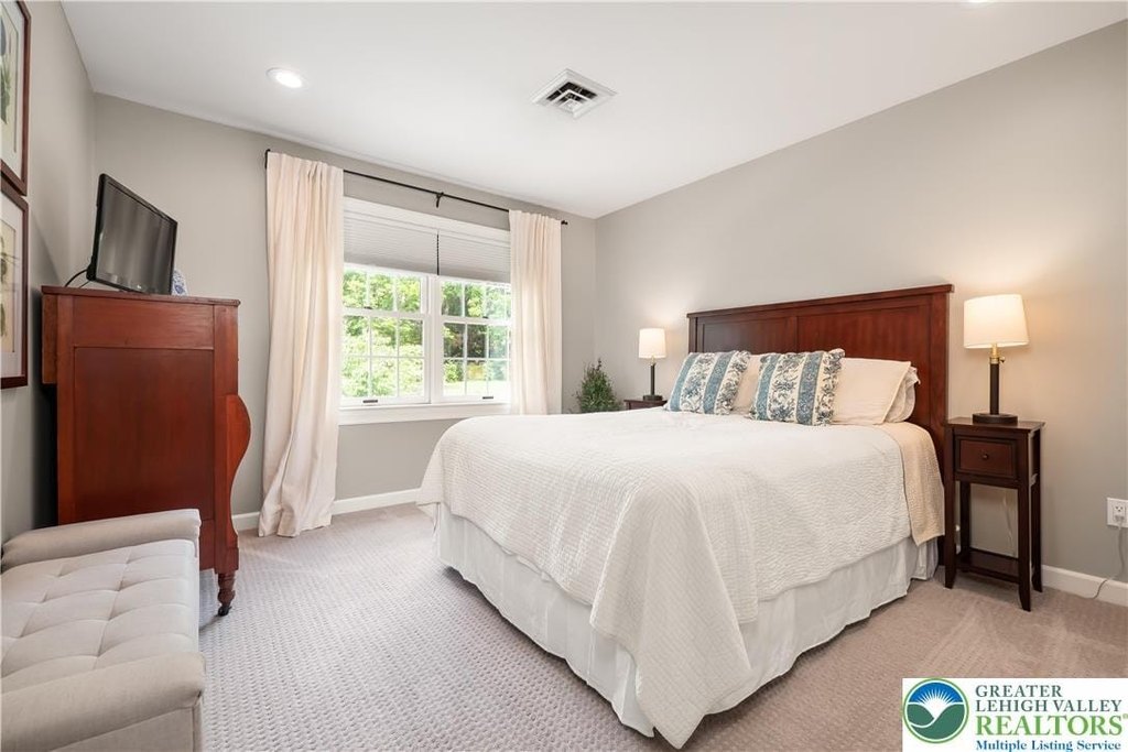 Lower Saucon Twp, Pennsylvania, 18015, United States, 6 Bedrooms Bedrooms, ,2.5 BathroomsBathrooms,Residential,Forsale,1929508