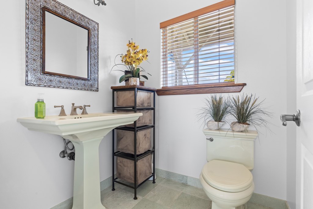 Kurtistown, Hawaii, 96760, United States, 4 Bedrooms Bedrooms, ,4.5 BathroomsBathrooms,Residential,Forsale,1989816