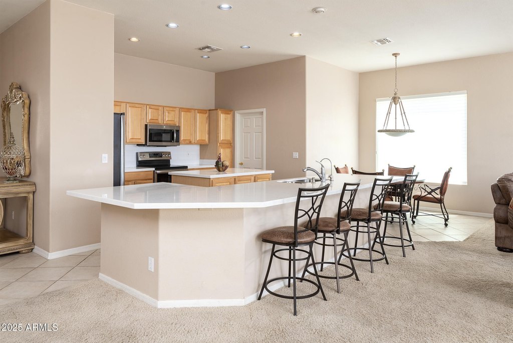 Gold Canyon, Arizona, 85118, United States, 2 Bedrooms Bedrooms, ,2 BathroomsBathrooms,Residential,Forsale,1953463