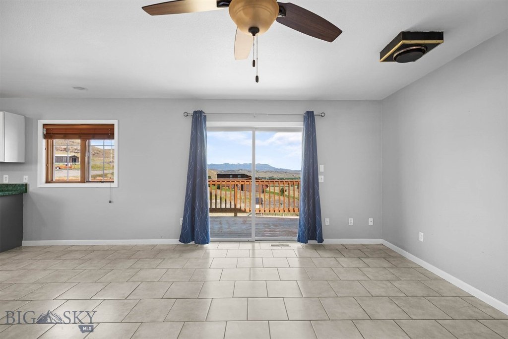 Livingston, Montana, 59047, United States, 4 Bedrooms Bedrooms, ,2 BathroomsBathrooms,Residential,Forsale,1944300