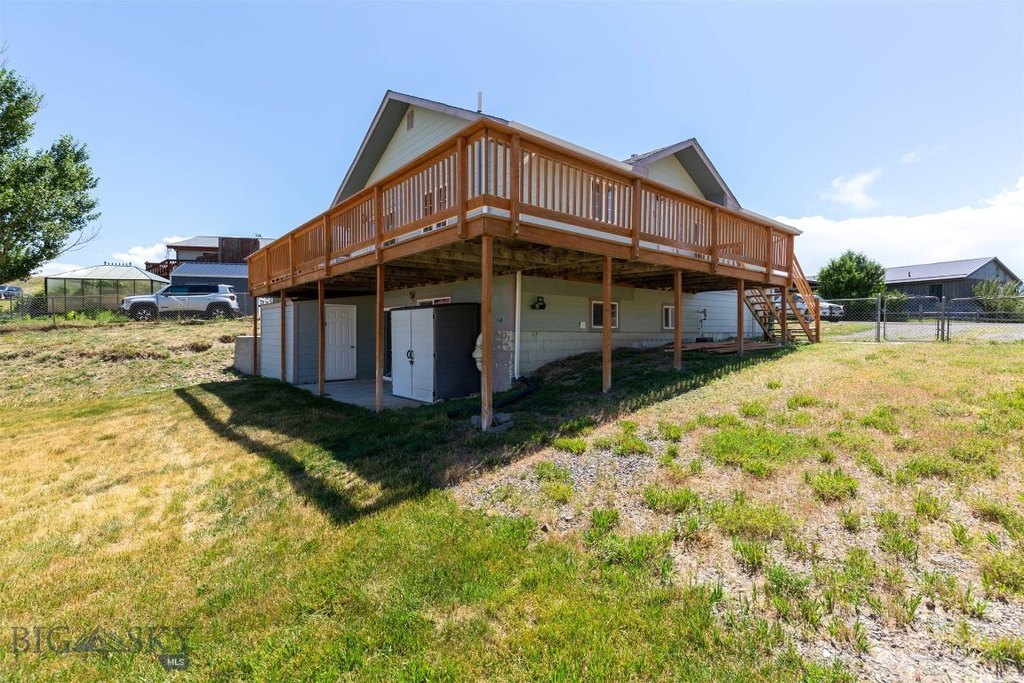 Livingston, Montana, 59047, United States, 4 Bedrooms Bedrooms, ,2 BathroomsBathrooms,Residential,Forsale,1944300