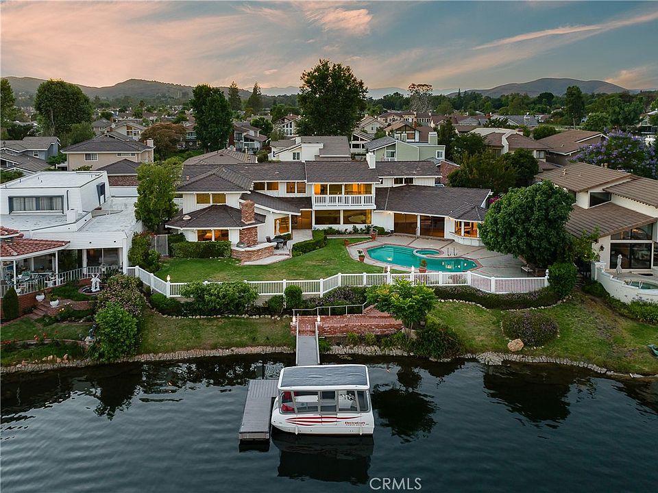 Westlake Village, California, 91361, United States, 4 Bedrooms Bedrooms, ,5 BathroomsBathrooms,Residential,Forsale,1919220