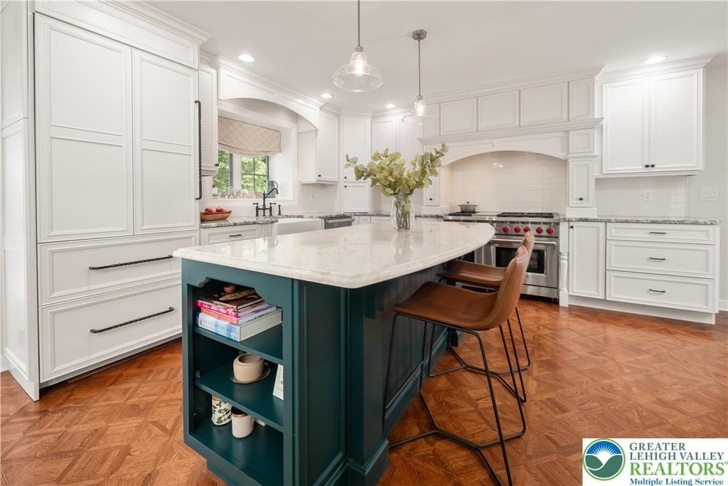 Lower Saucon Twp, Pennsylvania, 18015, United States, 6 Bedrooms Bedrooms, ,2.5 BathroomsBathrooms,Residential,Forsale,1929508