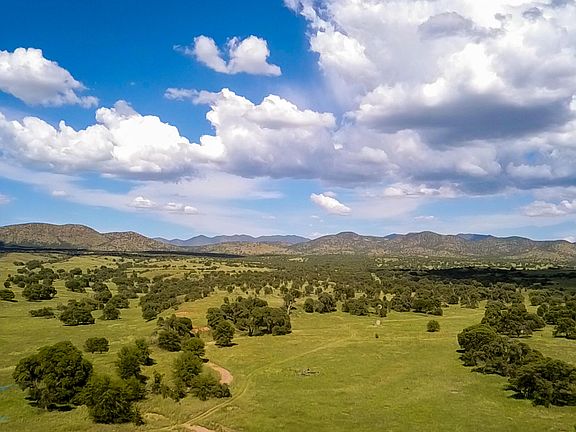 Patagonia, Arizona, 85624, United States, 2 Bedrooms Bedrooms, ,3 BathroomsBathrooms,Residential,Forsale,1919214