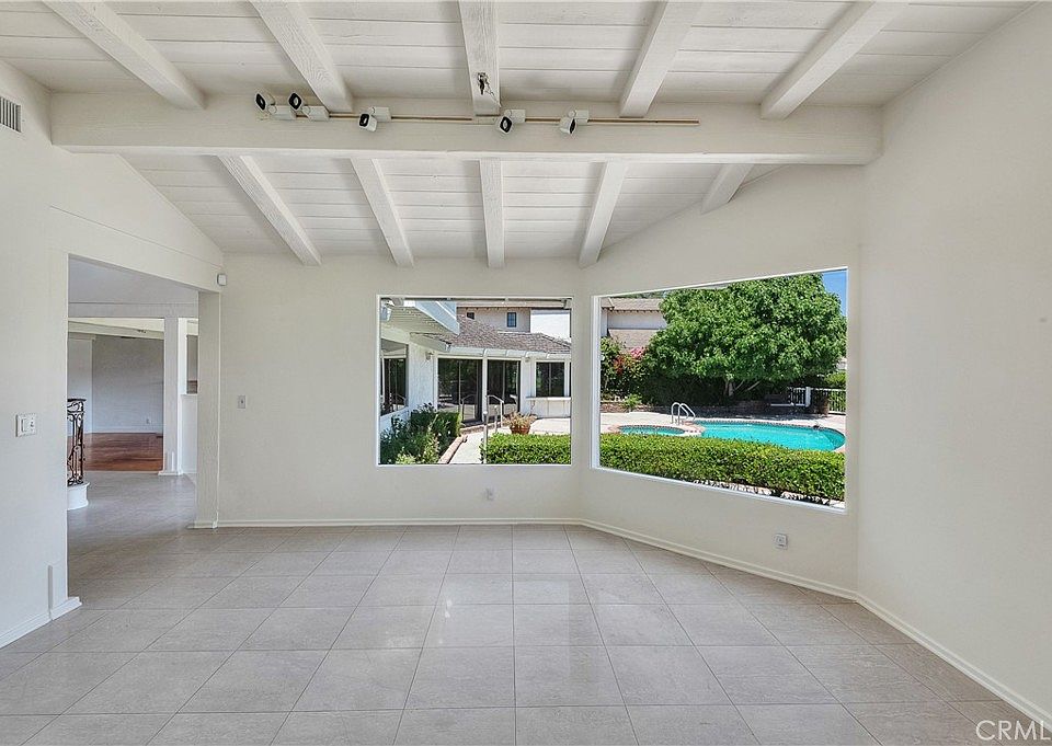 Westlake Village, California, 91361, United States, 4 Bedrooms Bedrooms, ,5 BathroomsBathrooms,Residential,Forsale,1919220