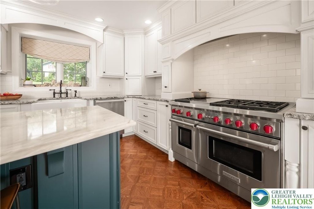 Lower Saucon Twp, Pennsylvania, 18015, United States, 6 Bedrooms Bedrooms, ,2.5 BathroomsBathrooms,Residential,Forsale,1929508