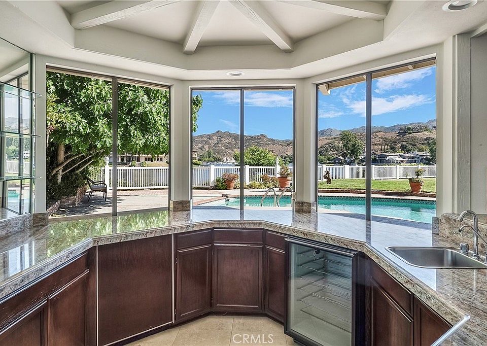 Westlake Village, California, 91361, United States, 4 Bedrooms Bedrooms, ,5 BathroomsBathrooms,Residential,Forsale,1919220