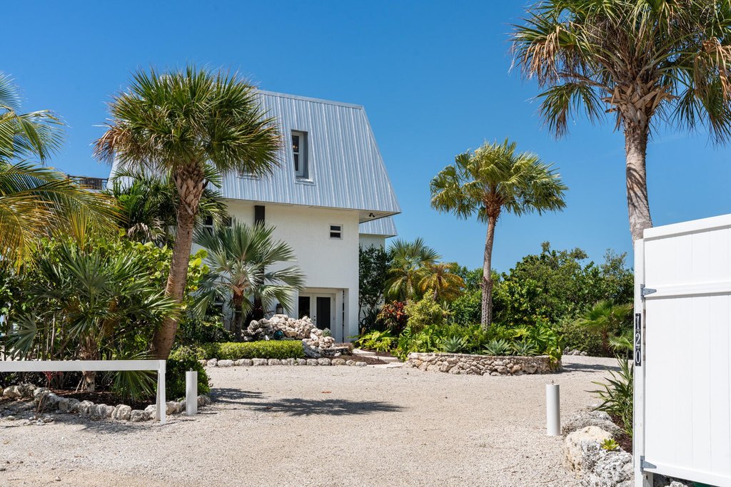 Plantation Key, Florida, 33036, United States, 4 Bedrooms Bedrooms, ,4 BathroomsBathrooms,Residential,Forsale,2011121