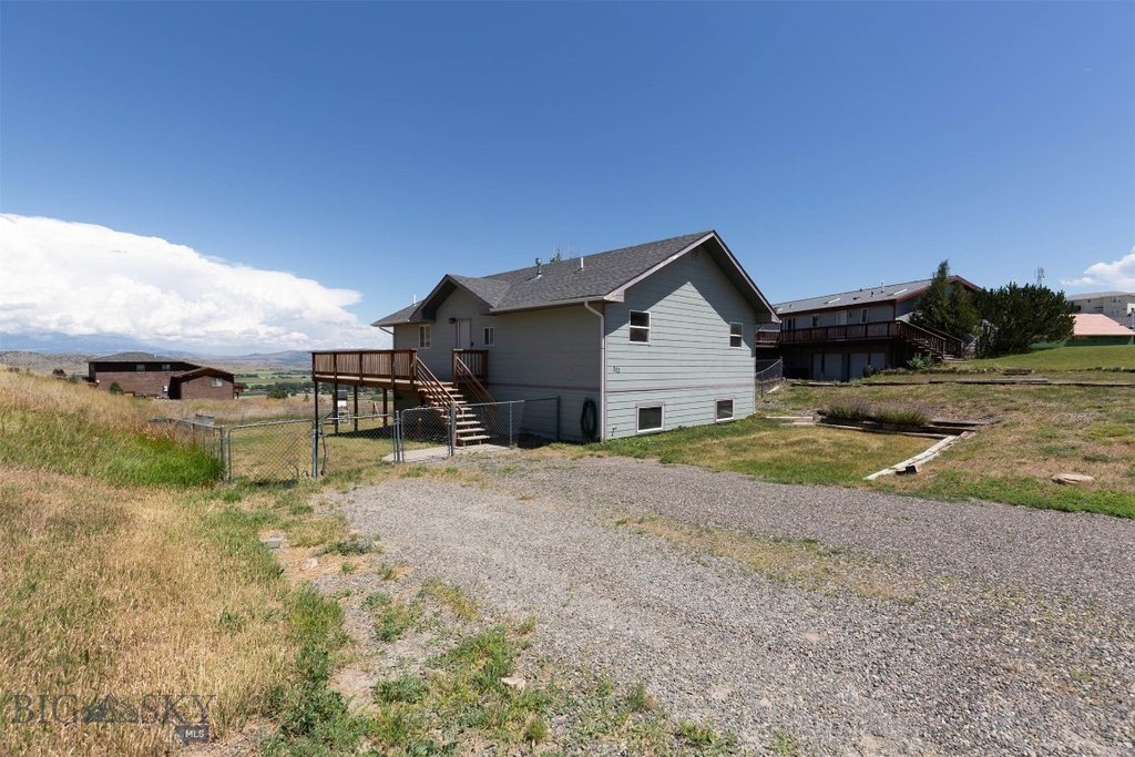 Livingston, Montana, 59047, United States, 4 Bedrooms Bedrooms, ,2 BathroomsBathrooms,Residential,Forsale,1944300