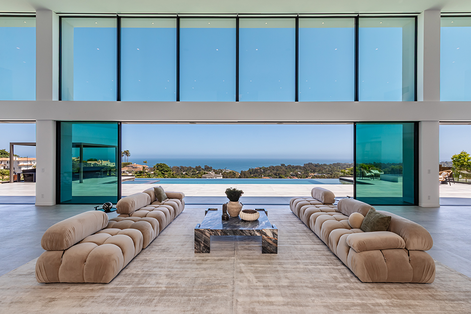 Malibu, California, 90265, United States, 6 Bedrooms Bedrooms, ,7 BathroomsBathrooms,Residential,Forsale,1904941