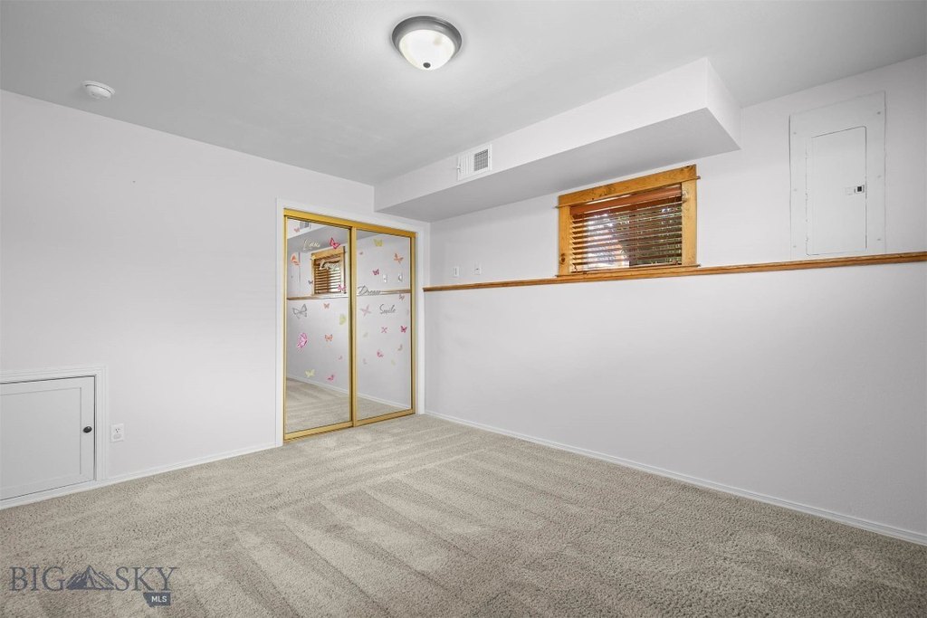 Livingston, Montana, 59047, United States, 4 Bedrooms Bedrooms, ,2 BathroomsBathrooms,Residential,Forsale,1944300