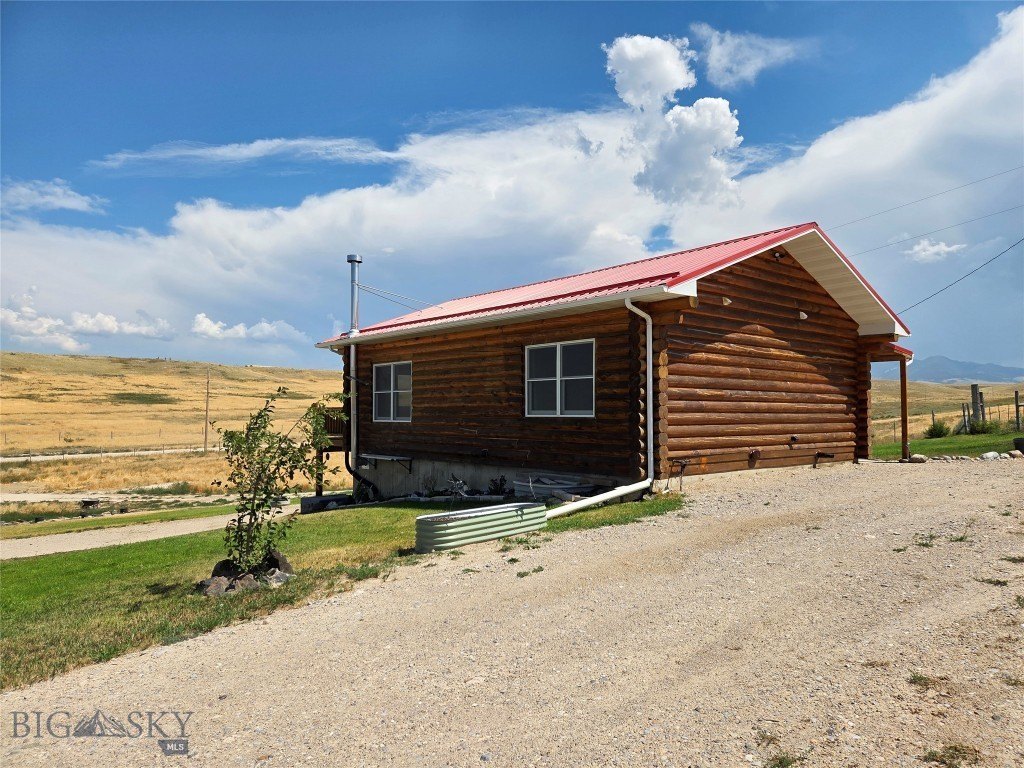 Twin Bridges, Montana, 59754, United States, 3 Bedrooms Bedrooms, ,1.5 BathroomsBathrooms,Residential,Forsale,1914983