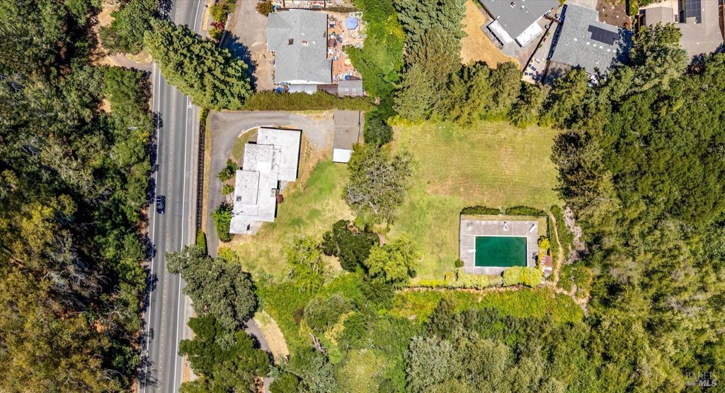 Santa Rosa, California, 95404, United States, 3 Bedrooms Bedrooms, ,1.5 BathroomsBathrooms,Residential,Forsale,1934051
