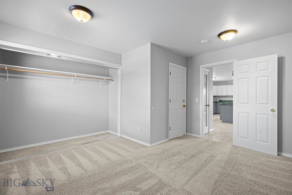 Livingston, Montana, 59047, United States, 4 Bedrooms Bedrooms, ,2 BathroomsBathrooms,Residential,Forsale,1944300