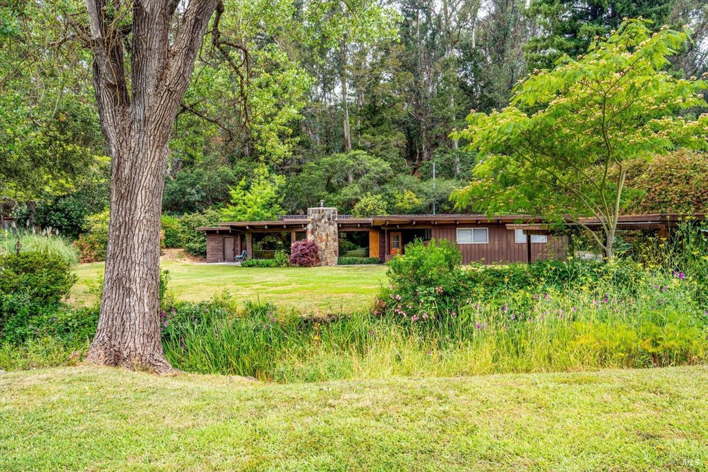 Santa Rosa, California, 95404, United States, 3 Bedrooms Bedrooms, ,1.5 BathroomsBathrooms,Residential,Forsale,1934051