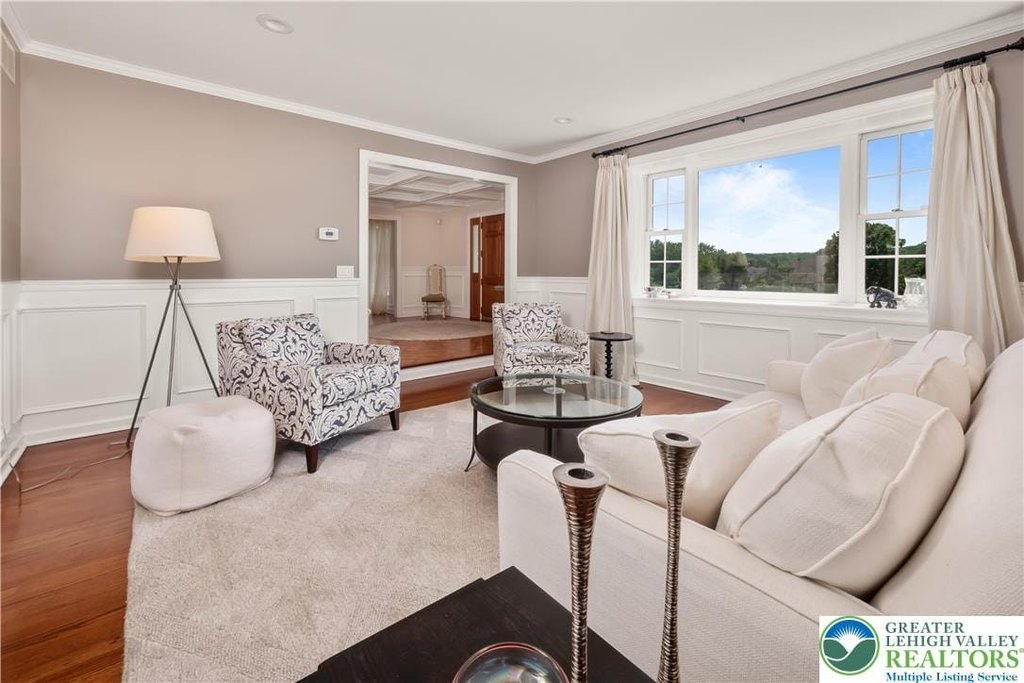 Lower Saucon Twp, Pennsylvania, 18015, United States, 6 Bedrooms Bedrooms, ,2.5 BathroomsBathrooms,Residential,Forsale,1929508