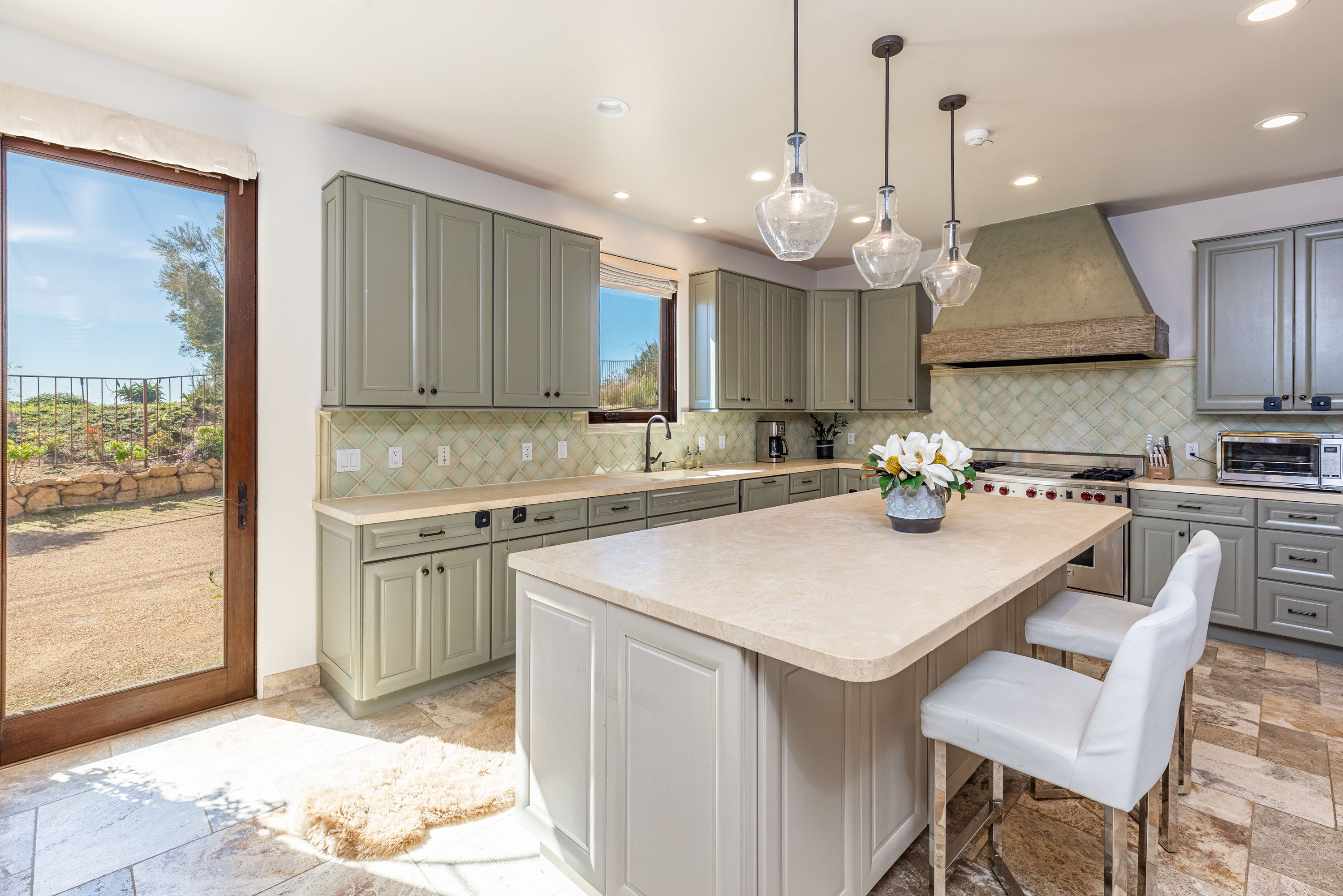 Malibu, California, 90265, United States, 7 Bedrooms Bedrooms, ,11 BathroomsBathrooms,Residential,Forsale,1904950