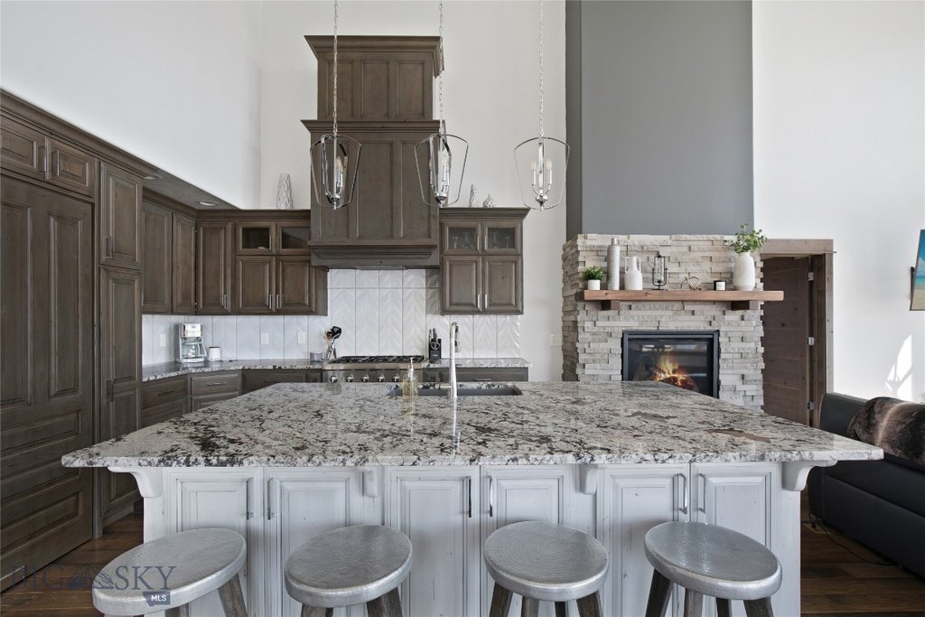 McAllister, Montana, 59729, United States, 4 Bedrooms Bedrooms, ,3.5 BathroomsBathrooms,Residential,Forsale,1915011