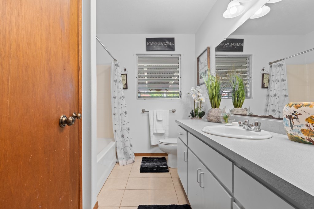 Kurtistown, Hawaii, 96760, United States, 4 Bedrooms Bedrooms, ,4.5 BathroomsBathrooms,Residential,Forsale,1989816